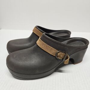 Crocs Sarah Dual Comfort Chunky Heel Rubber Clogs women's size 7